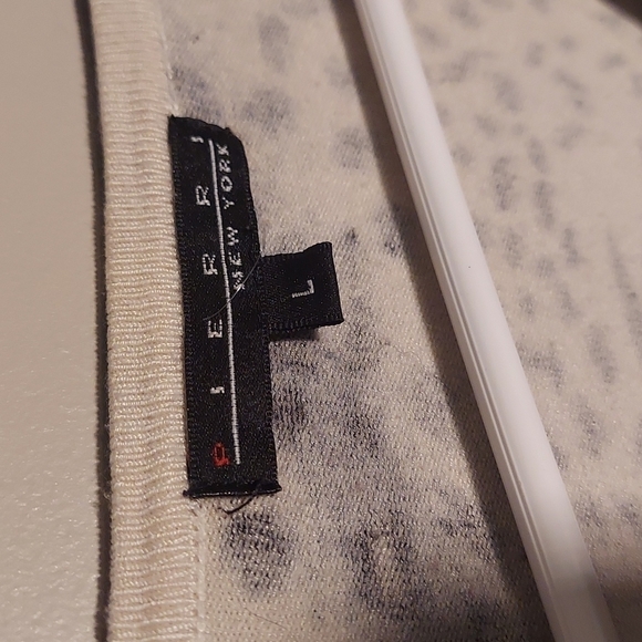 Pierri New York leopard printed Blouse 👚 - Picture 2 of 11